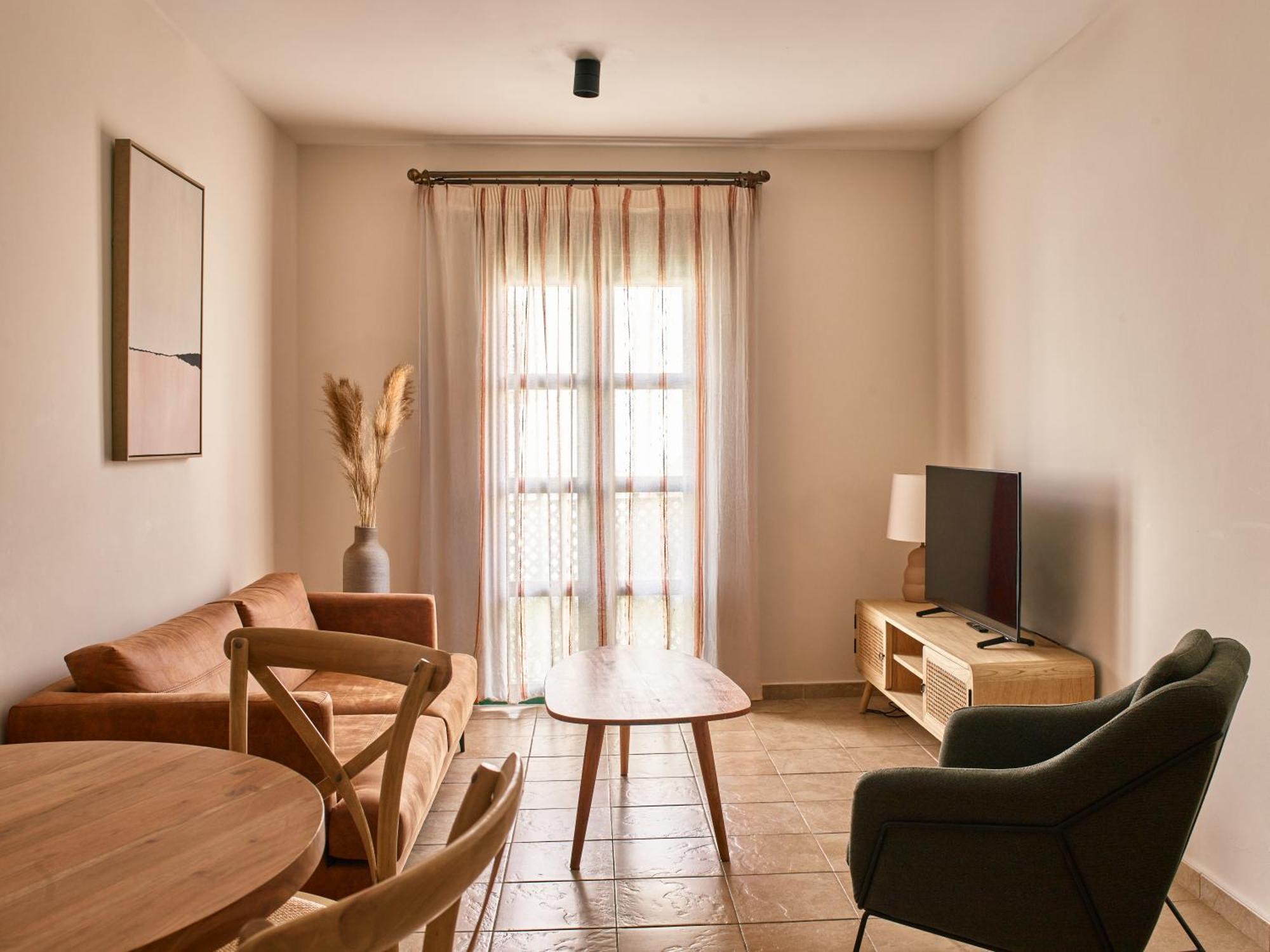 Apartamentos Turisticos Casa De La Borrega เอสเตโปนา ภายนอก รูปภาพ