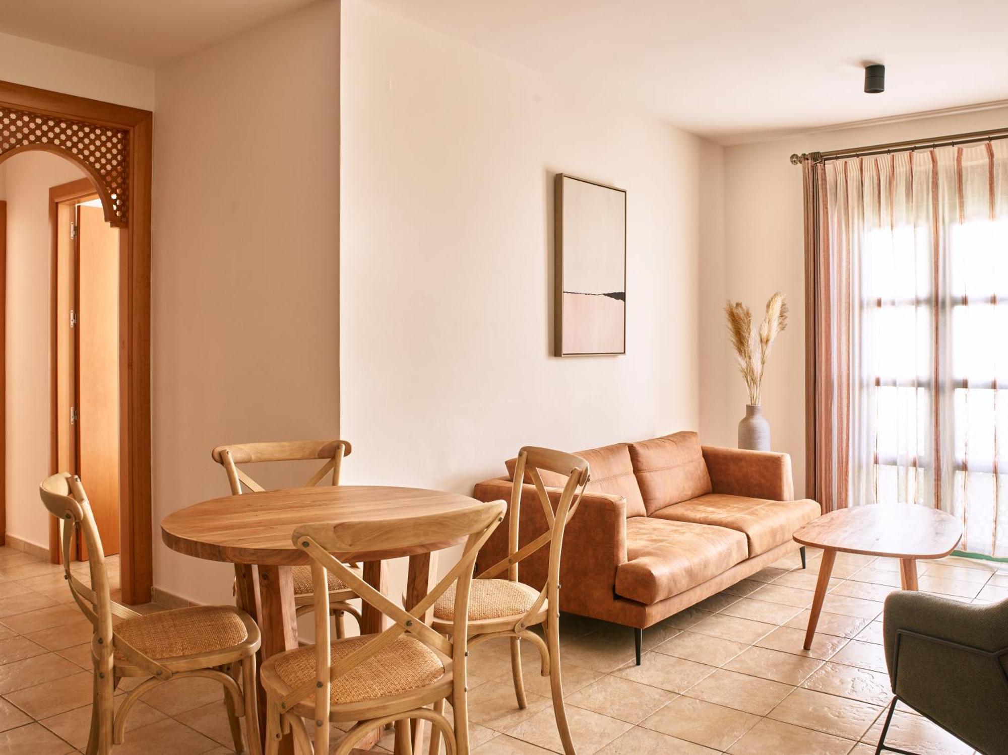 Apartamentos Turisticos Casa De La Borrega เอสเตโปนา ภายนอก รูปภาพ