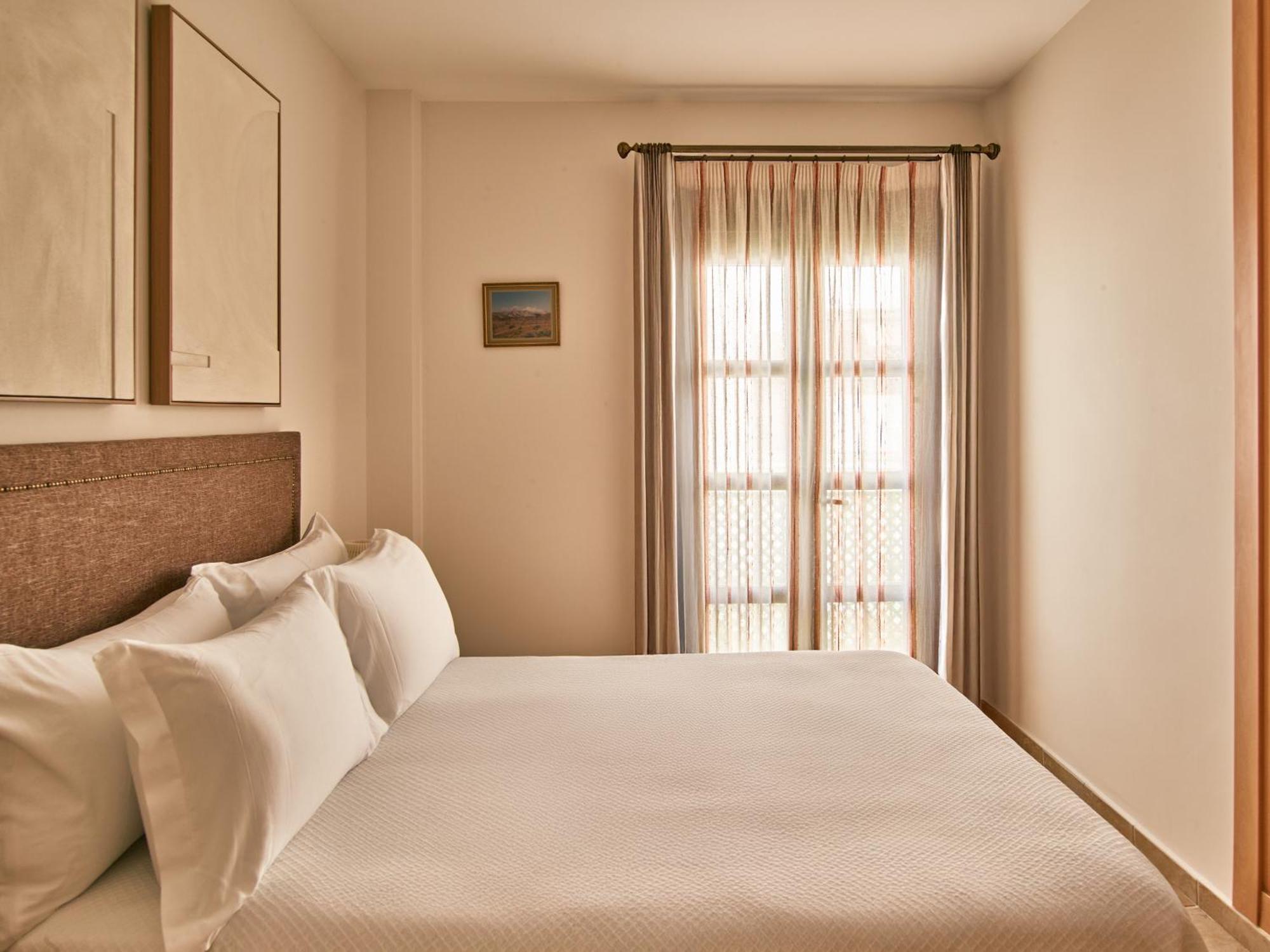 Apartamentos Turisticos Casa De La Borrega เอสเตโปนา ภายนอก รูปภาพ